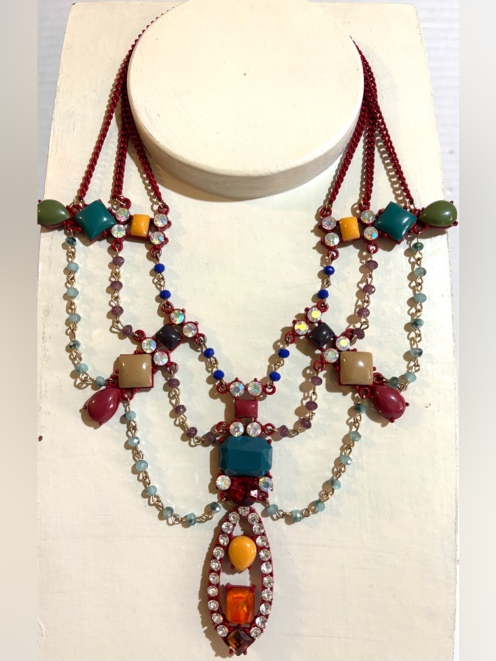 Fashion Jewelry Multicolor Beaded Layered Necklace with Red Cord